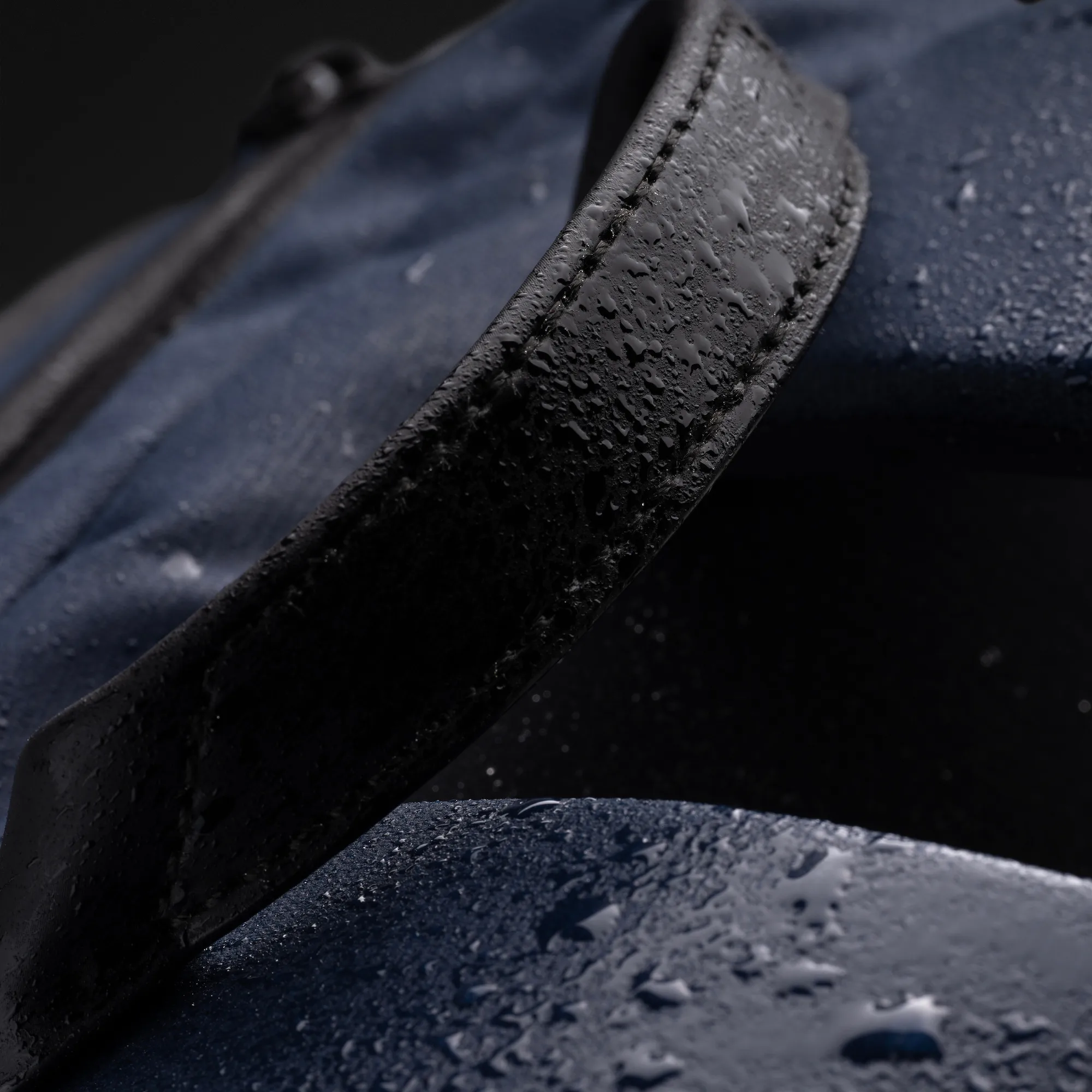 The Commuter - Midnight Blue - Image 15