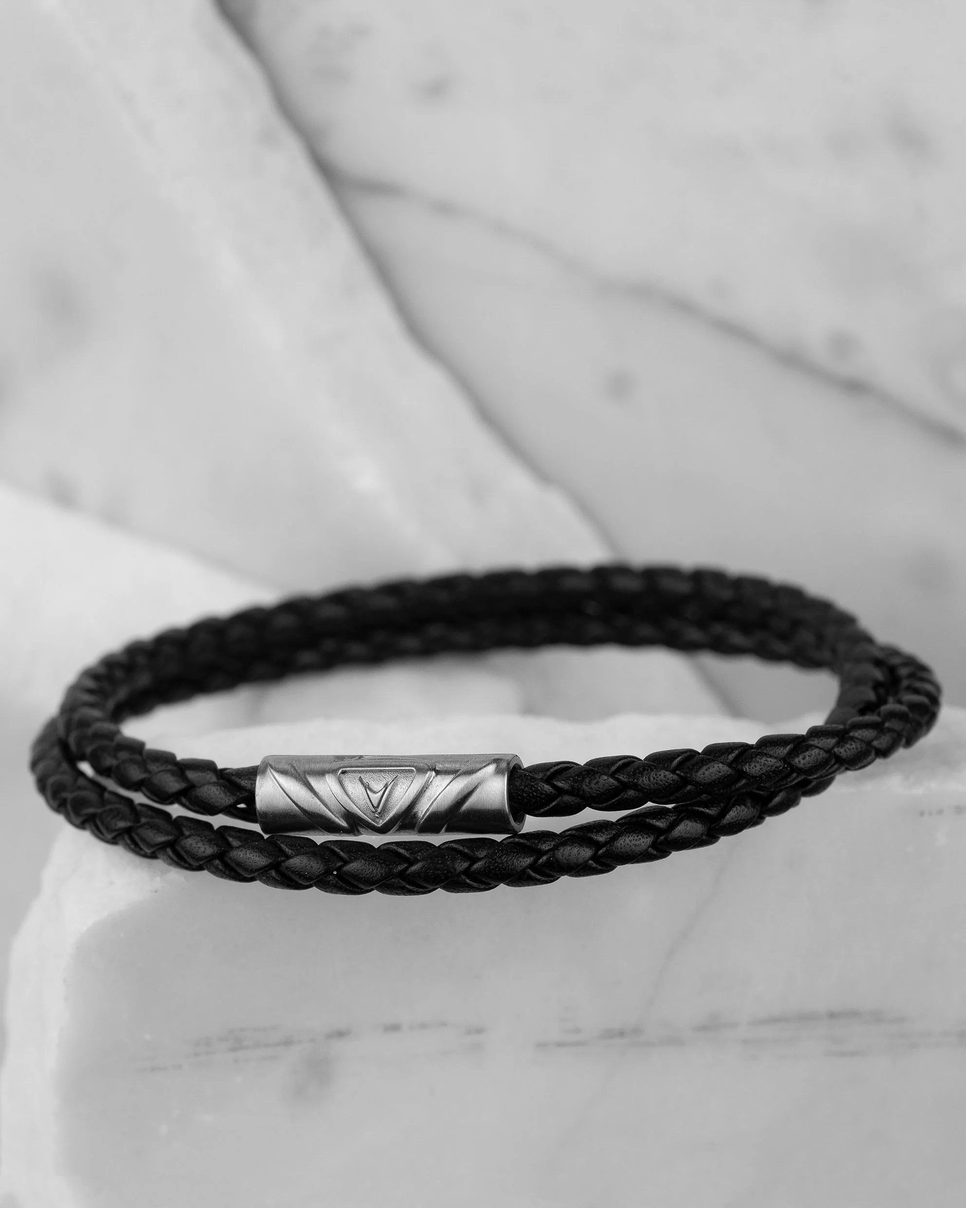 The Delta Double - Black and Silver - Image 3