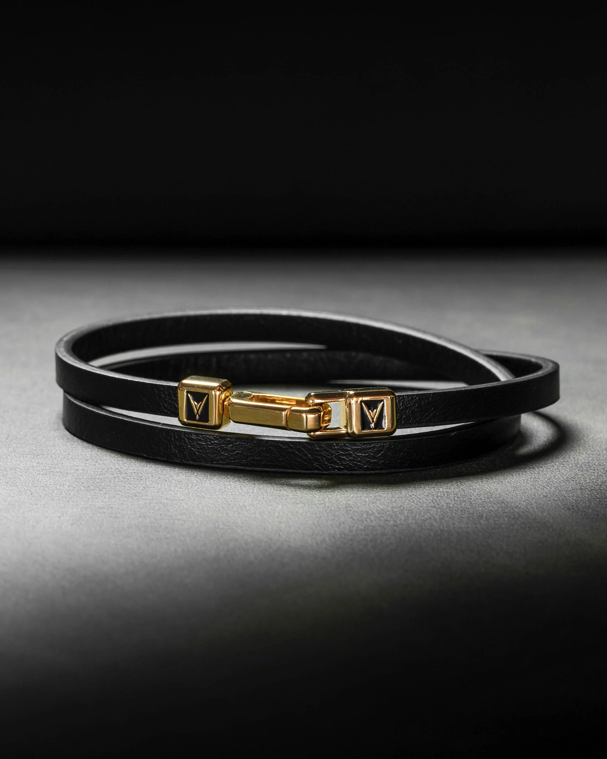 The Hitch - Black/Gold - Image 5