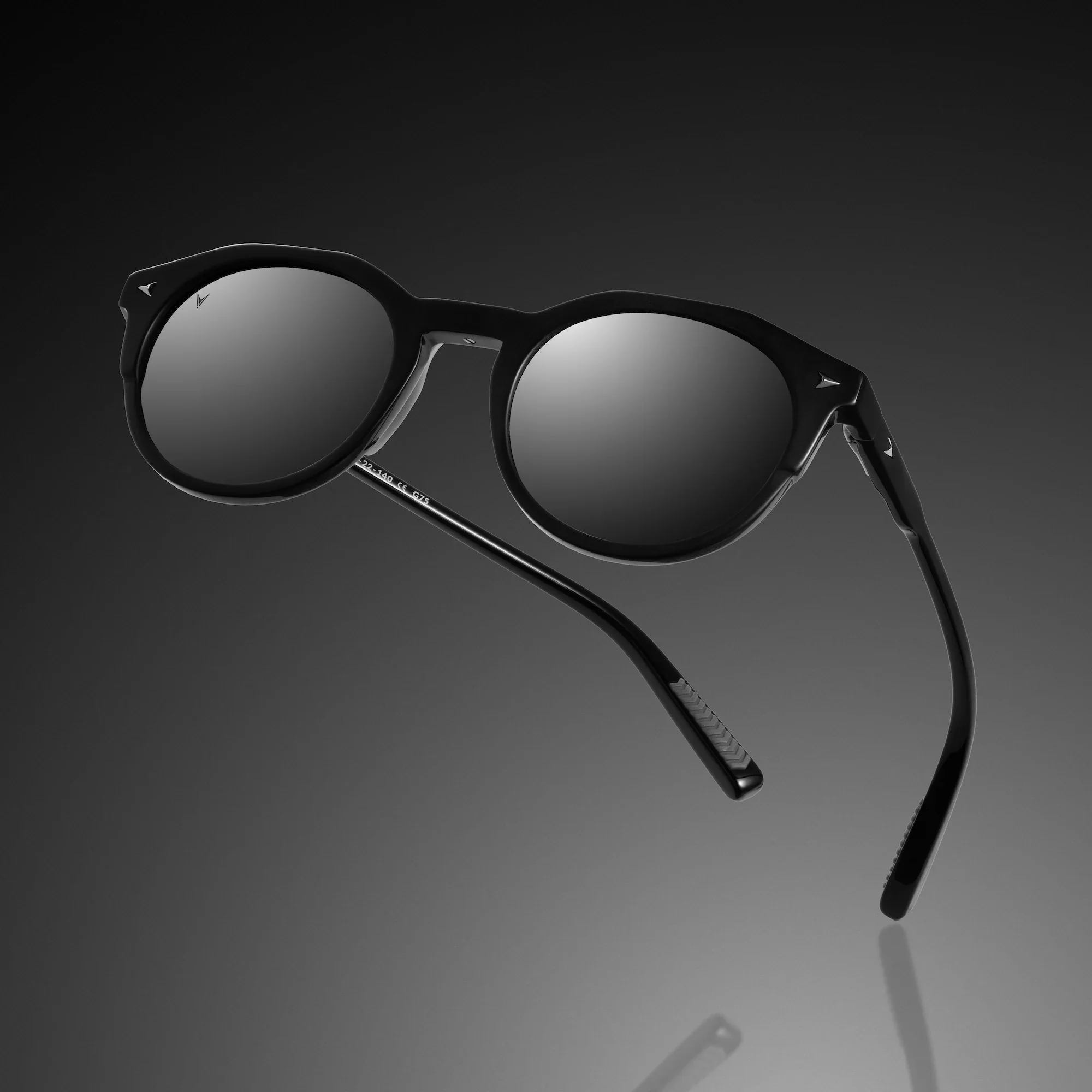 The Quincy - Black Mirror - Image 6
